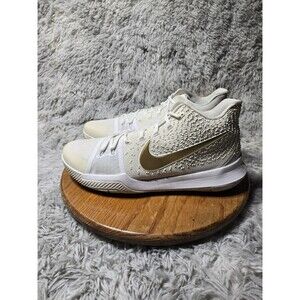 Nike Kyrie 3 Finals Mens Size 13 White/Metallic Gold Basketball Shoes N005648